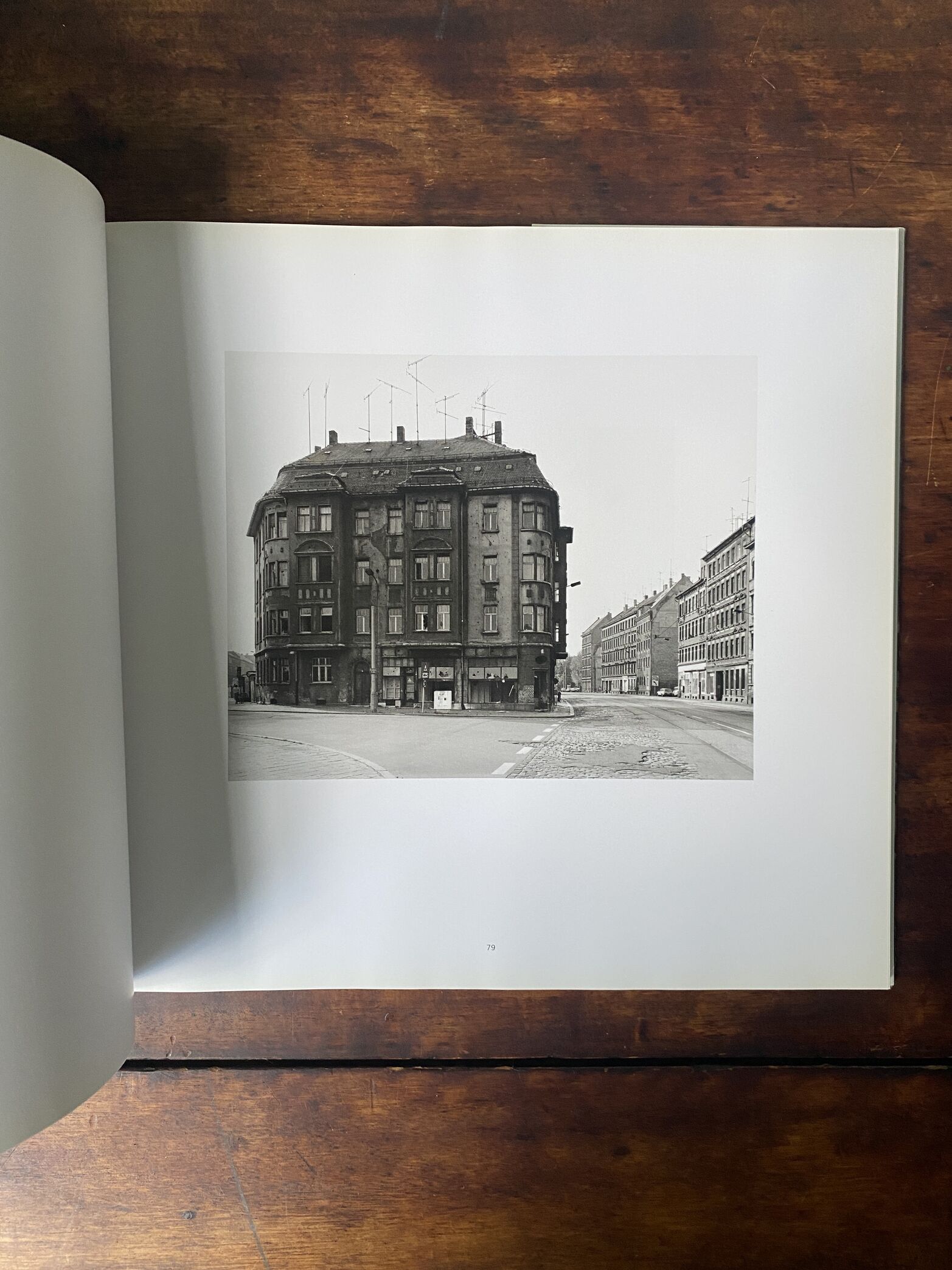 Thomas Struth - 1977-2022
