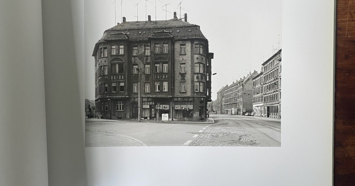 Thomas Struth - 1977-2022