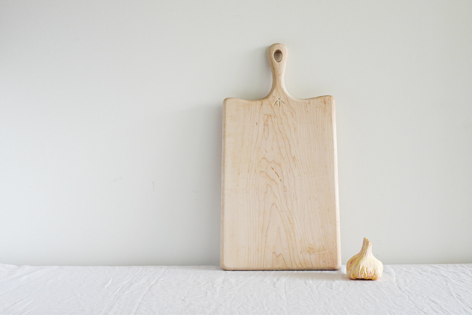 BCMT MAPLE LARGE CUTTING BOARD1 File
