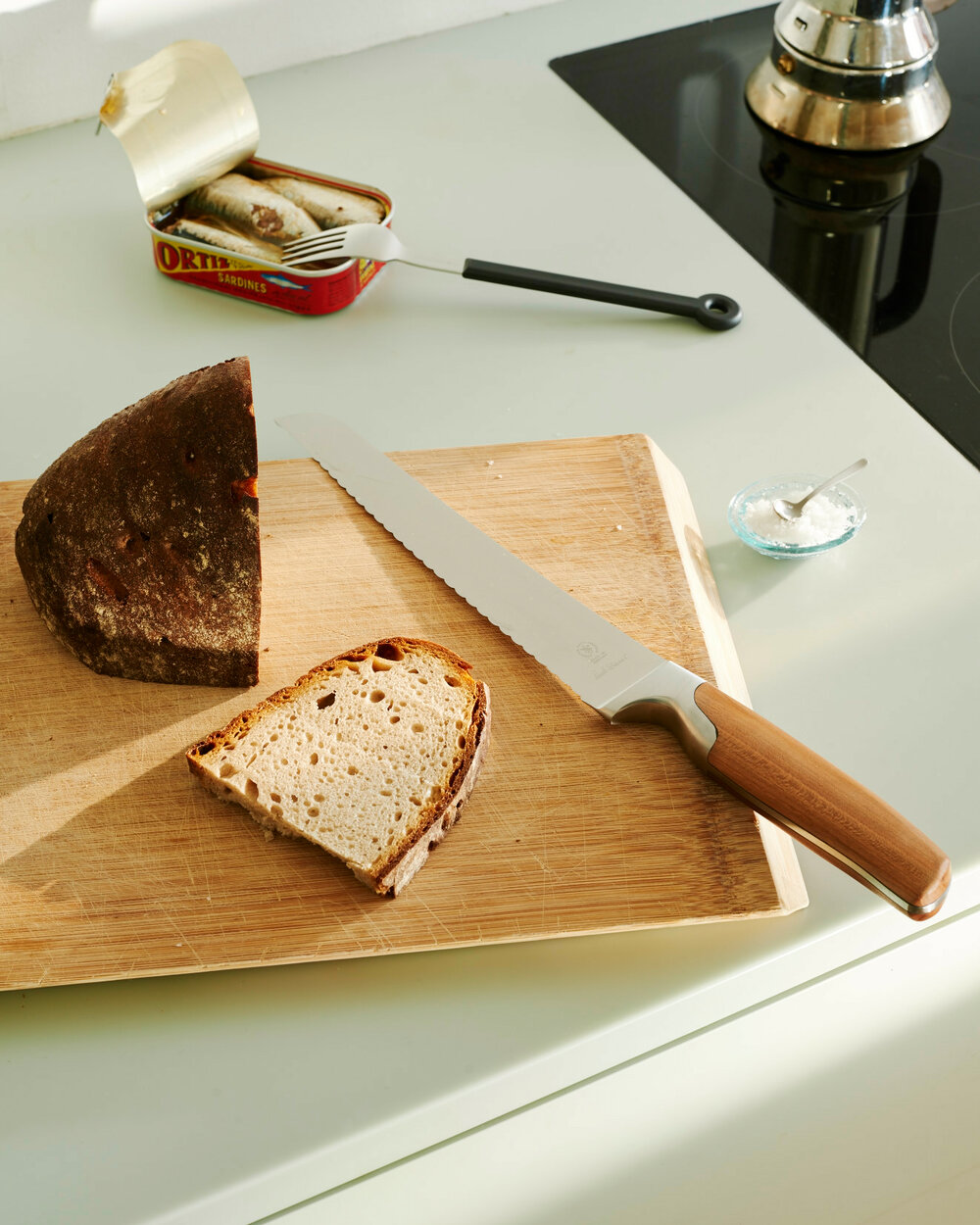 Bread Knife in Plum Wood